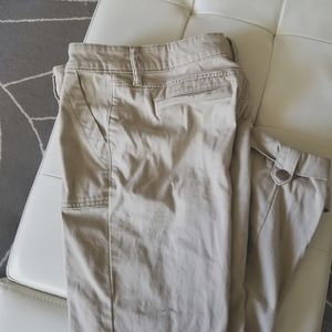 St John's Bay Kahki  Twill "Cargo Like" Capris